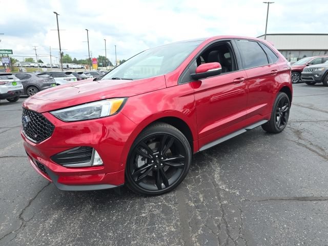 Used 2024 Ford Edge ST w/ Equipment Group 401A AWD/4WD image 2