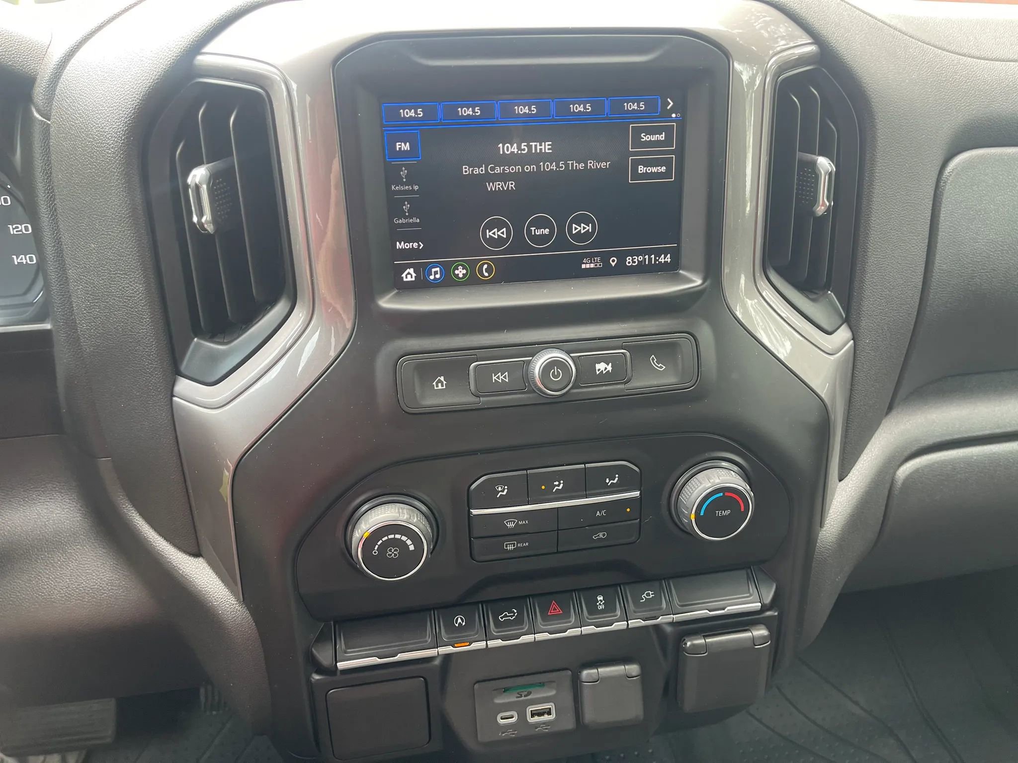 Used 2020 Chevrolet Silverado 1500 Custom w/ Custom Value Package AWD/4WD image 17