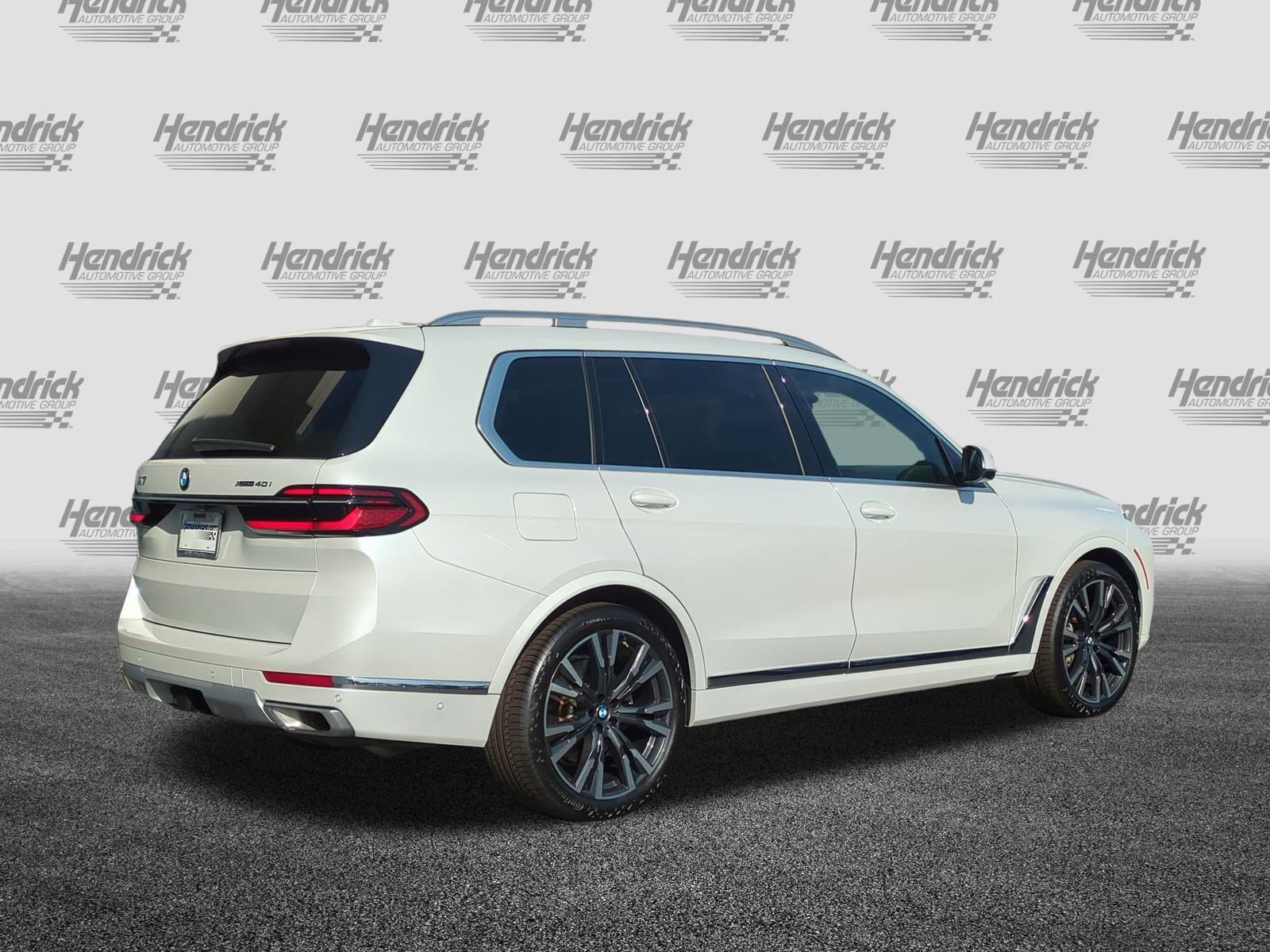 Used 2024 BMW X7 xDrive40i image 10