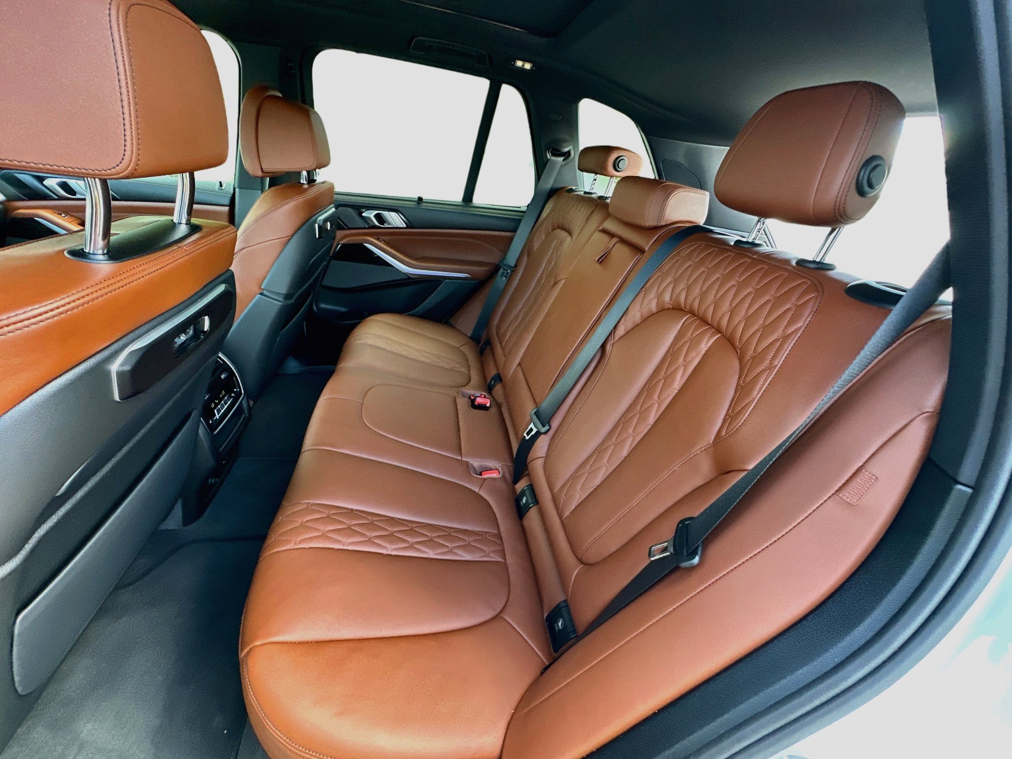 Used 2025 BMW X5 sDrive40i w/ Executive Package RWD image 25