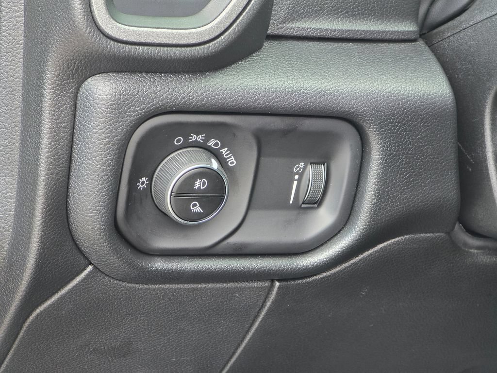 New 2027 RAM 2500 Tradesman AWD/4WD image 33