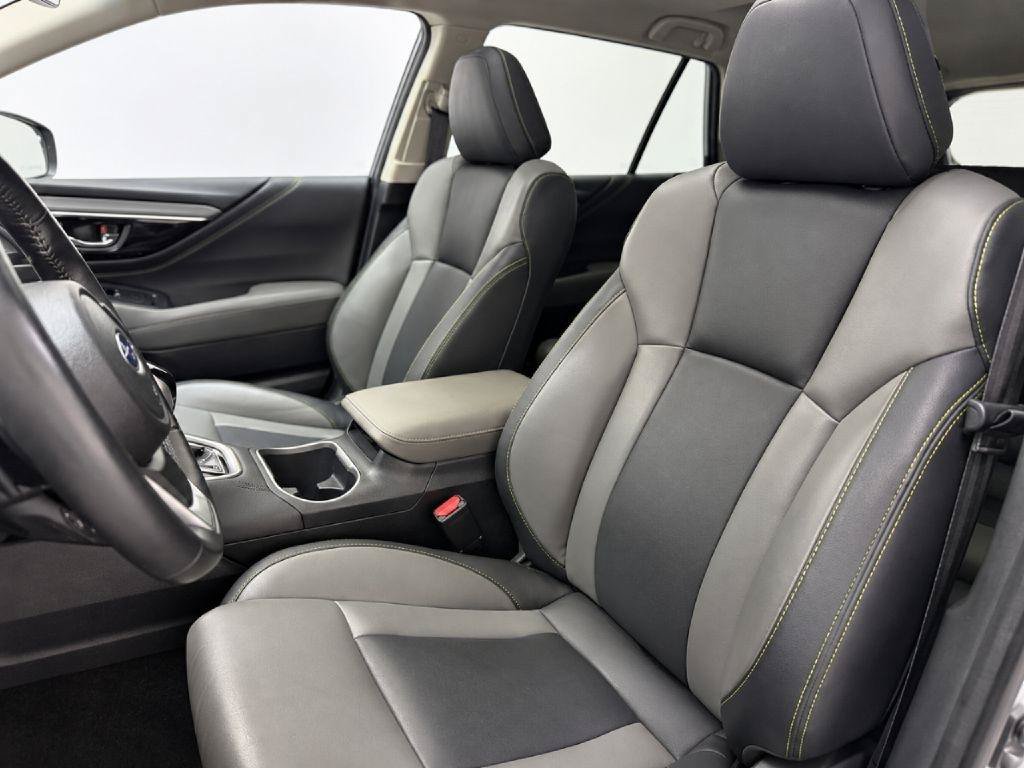 Used 2020 Subaru Outback Onyx Edition XT AWD/4WD image 9