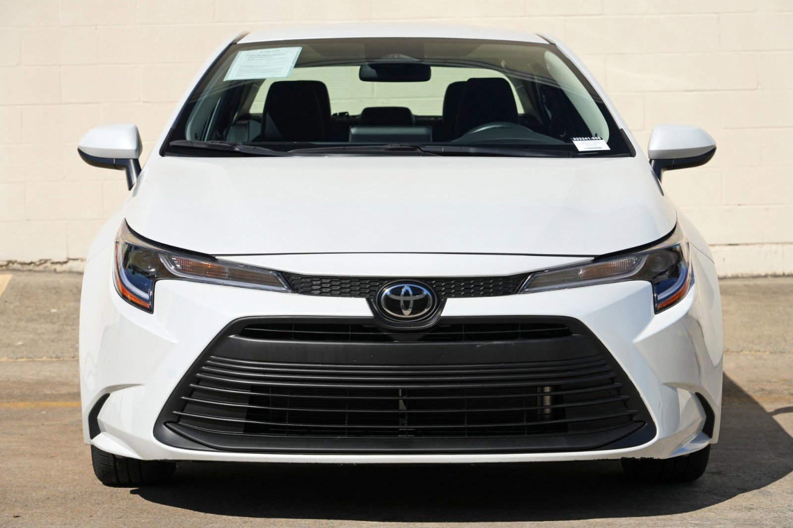 Used 2025 Toyota Corolla LE FWD image 6