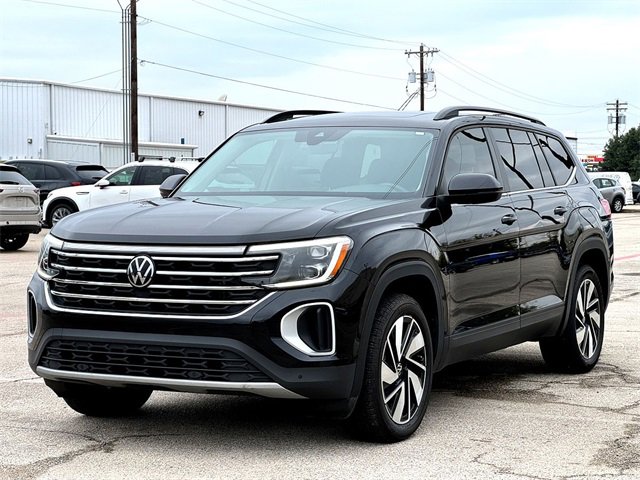 Certified 2024 Volkswagen Atlas SE image 4