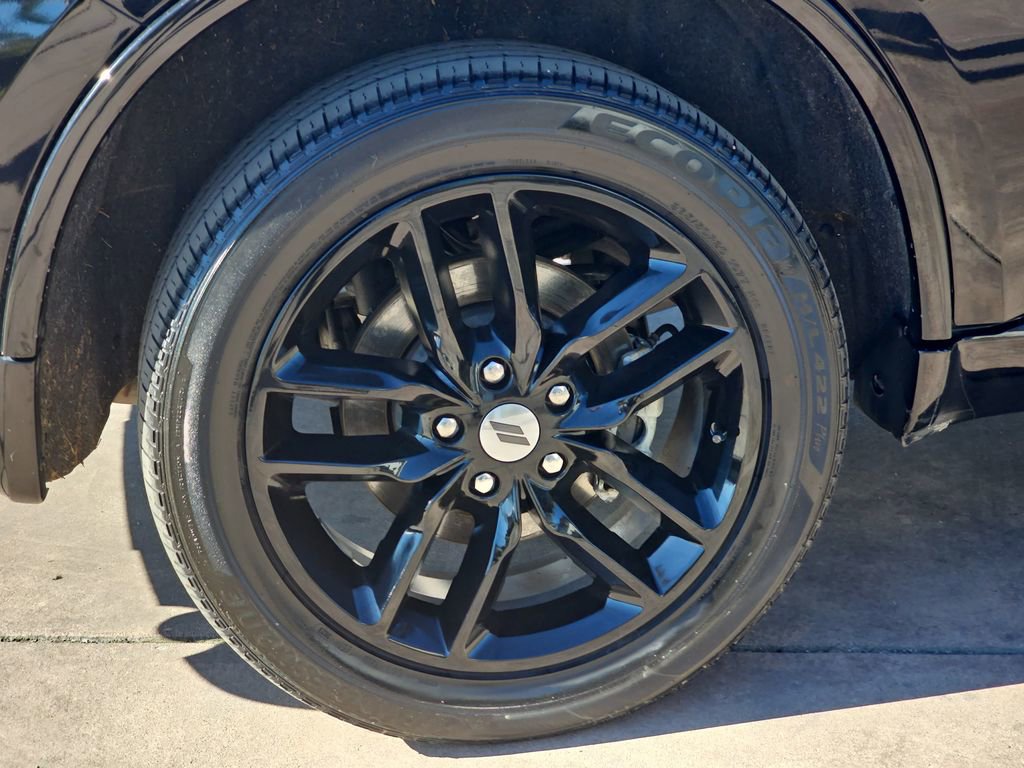 Used 2023 Dodge Durango GT image 39