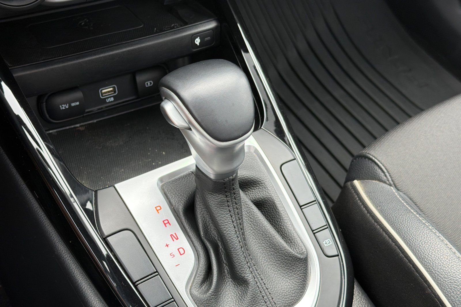 Used 2022 Kia Forte GT-Line w/ GT-Line Premium Package FWD image 24