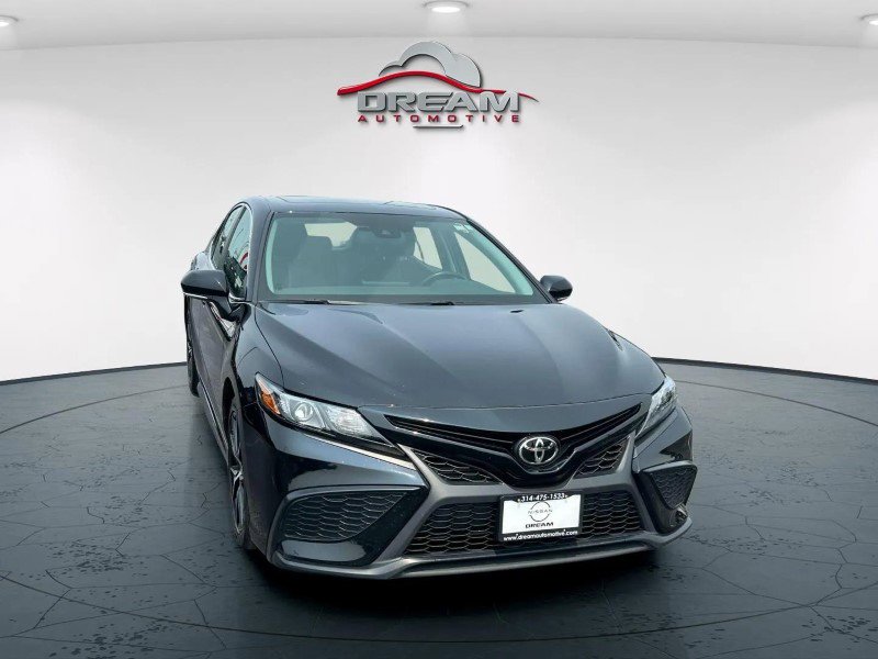 Used 2024 Toyota Camry SE