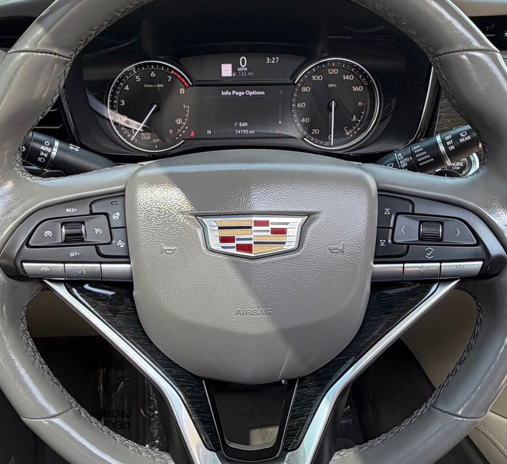 Used 2020 Cadillac XT6 Premium Luxury FWD image 45
