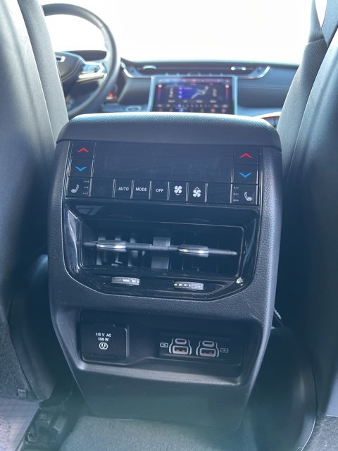 Certified 2022 Jeep Grand Cherokee Overland w/ Adv Protech Group III image 8