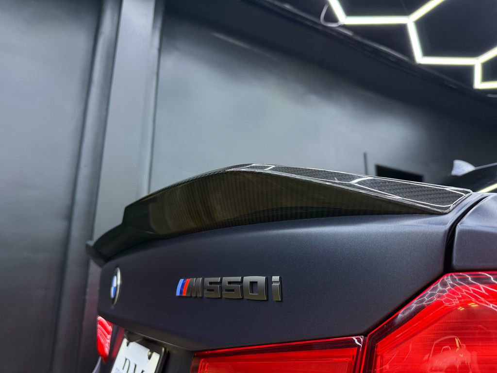 Used 2018 BMW M550i xDrive AWD/4WD image 26