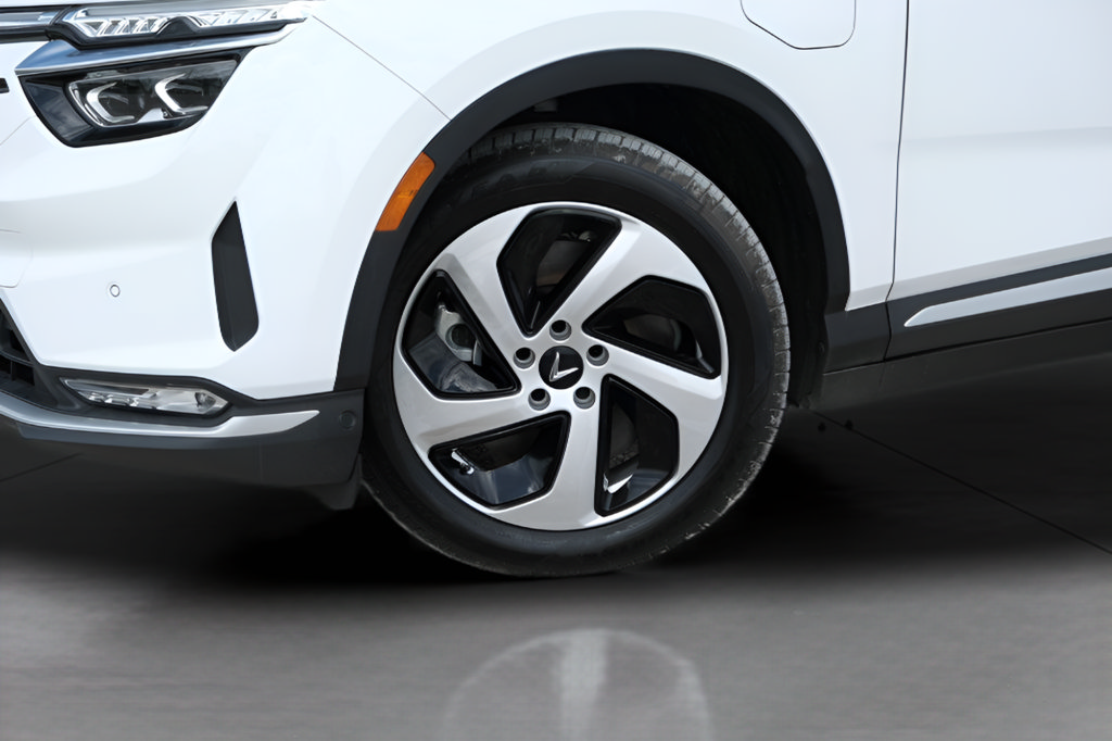 New 2025 VinFast VF 8 Eco AWD/4WD image 32