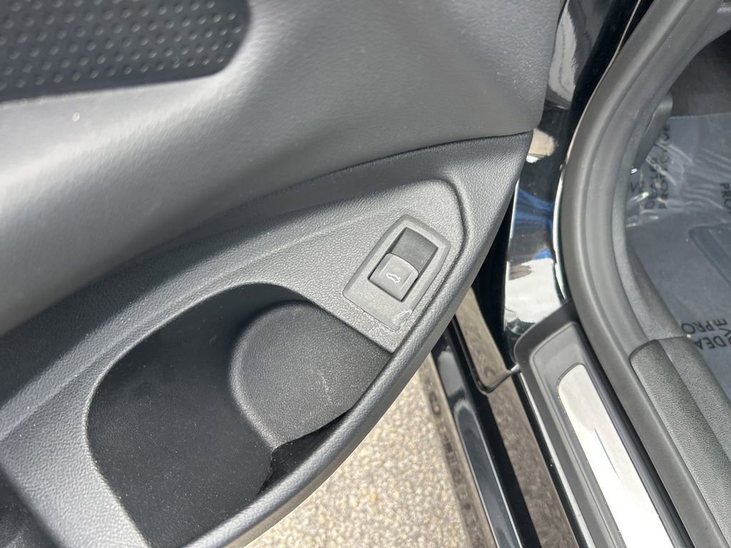 Used 2025 BMW 430i Convertible image 29