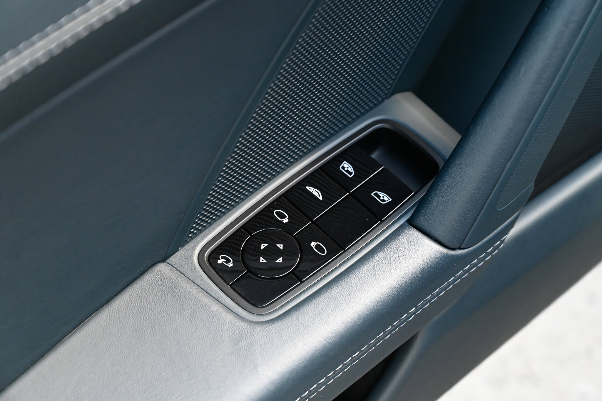 Used 2021 Porsche 911 Carrera S image 21