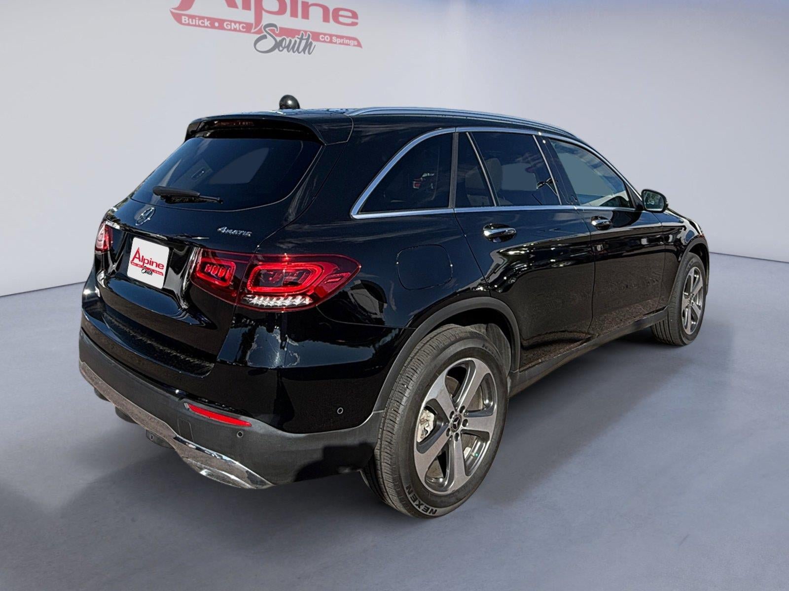 Used 2022 Mercedes-Benz GLC 300 4MATIC image 5