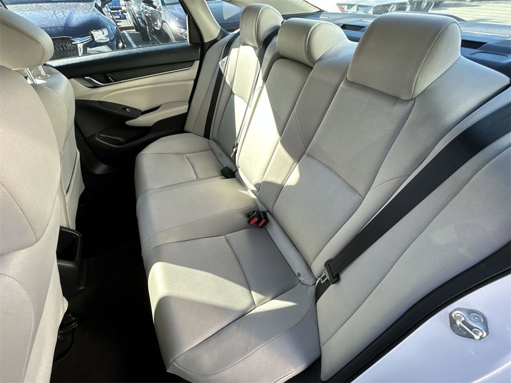 Used 2018 Honda Accord LX image 23