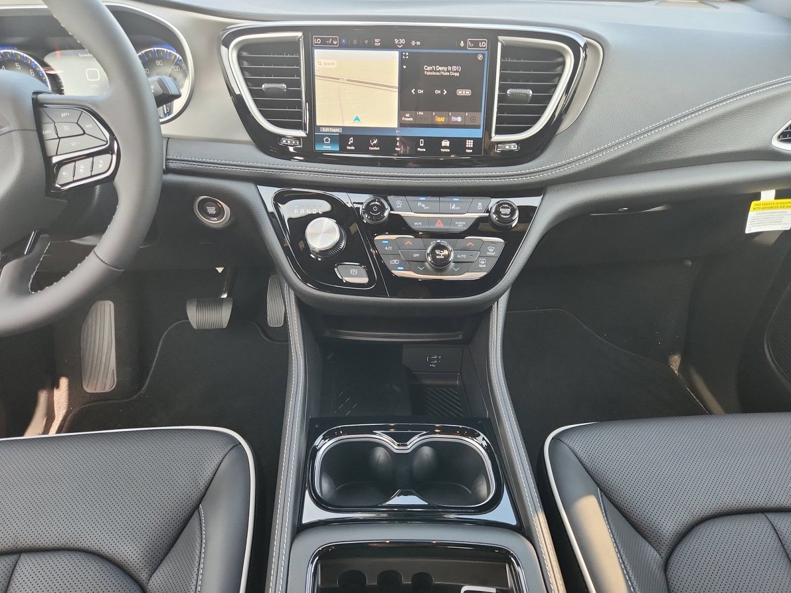 New 2027 Chrysler Pacifica Limited FWD image 20
