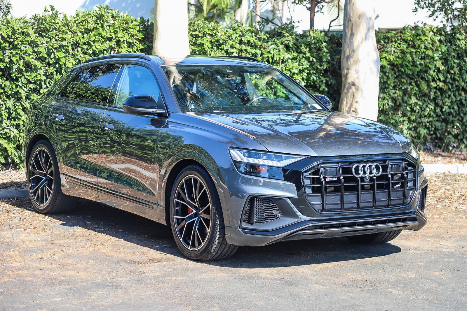 Used 2022 Audi SQ8 Prestige AWD/4WD image 3