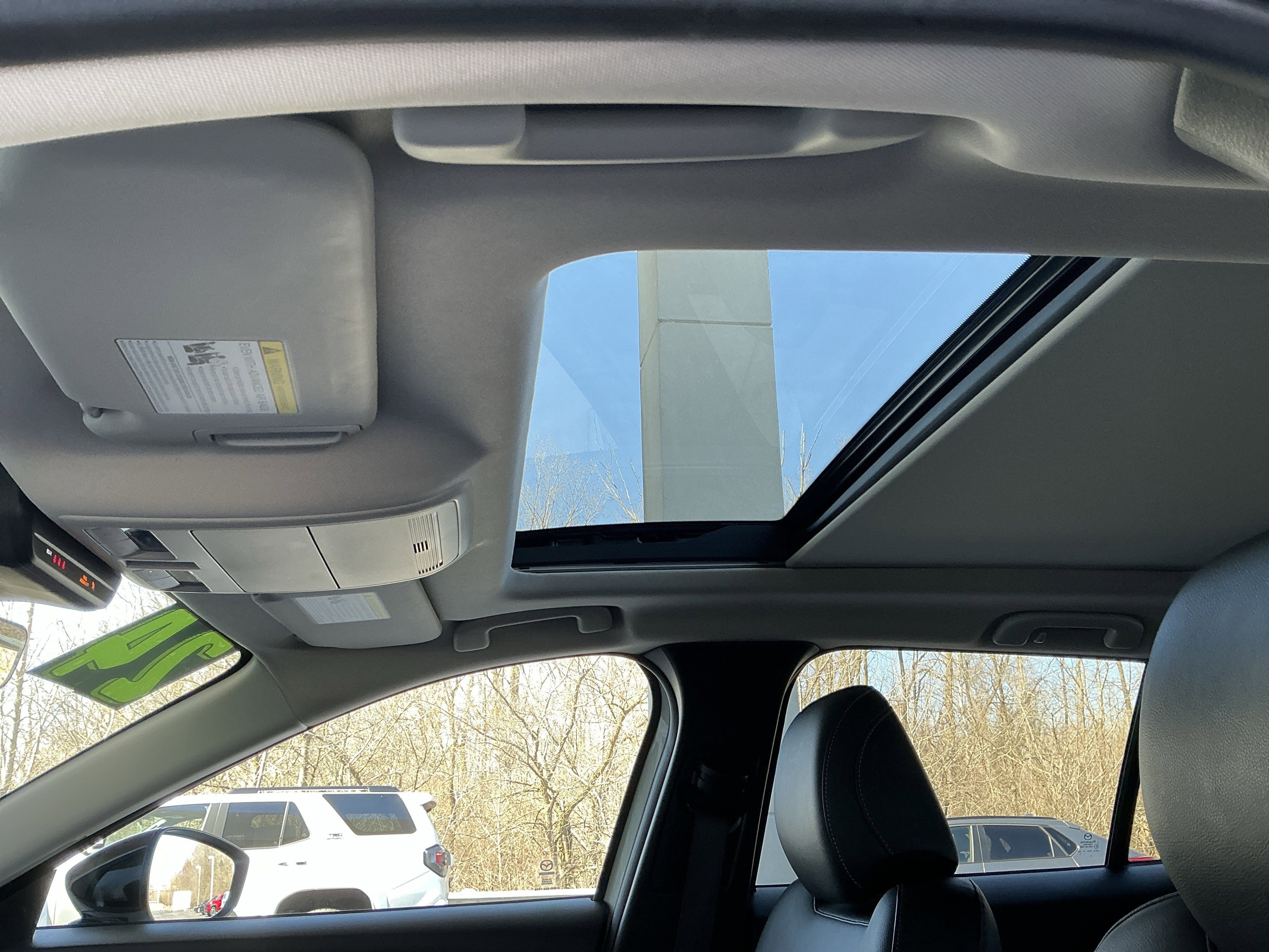 Used 2024 MAZDA CX-50 AWD 2.5 S w/ Weather Package image 17