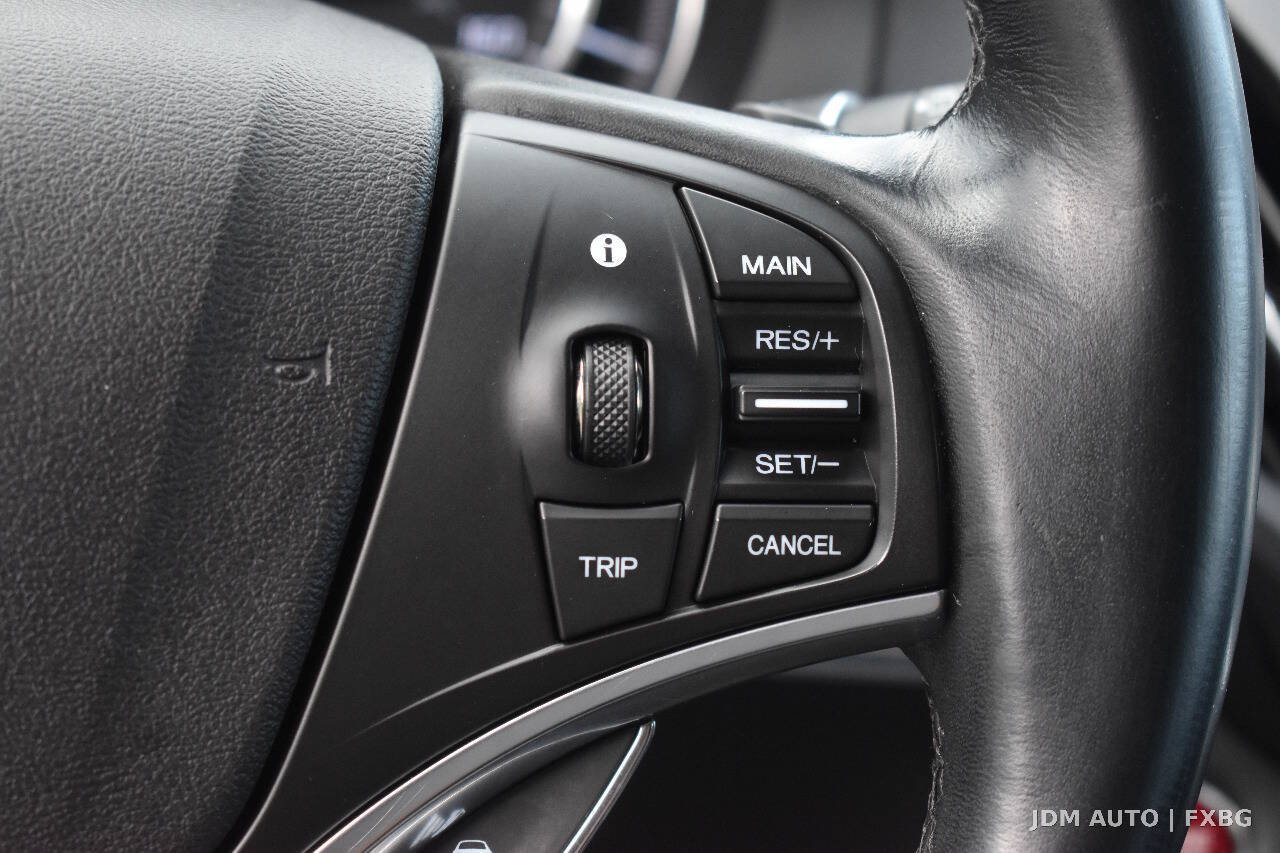 Used 2017 Acura MDX w/ Technology Package AWD/4WD image 22