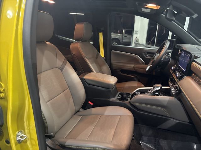 Used 2023 Chevrolet Colorado ZR2 w/ ZR2 Convenience Package III image 35