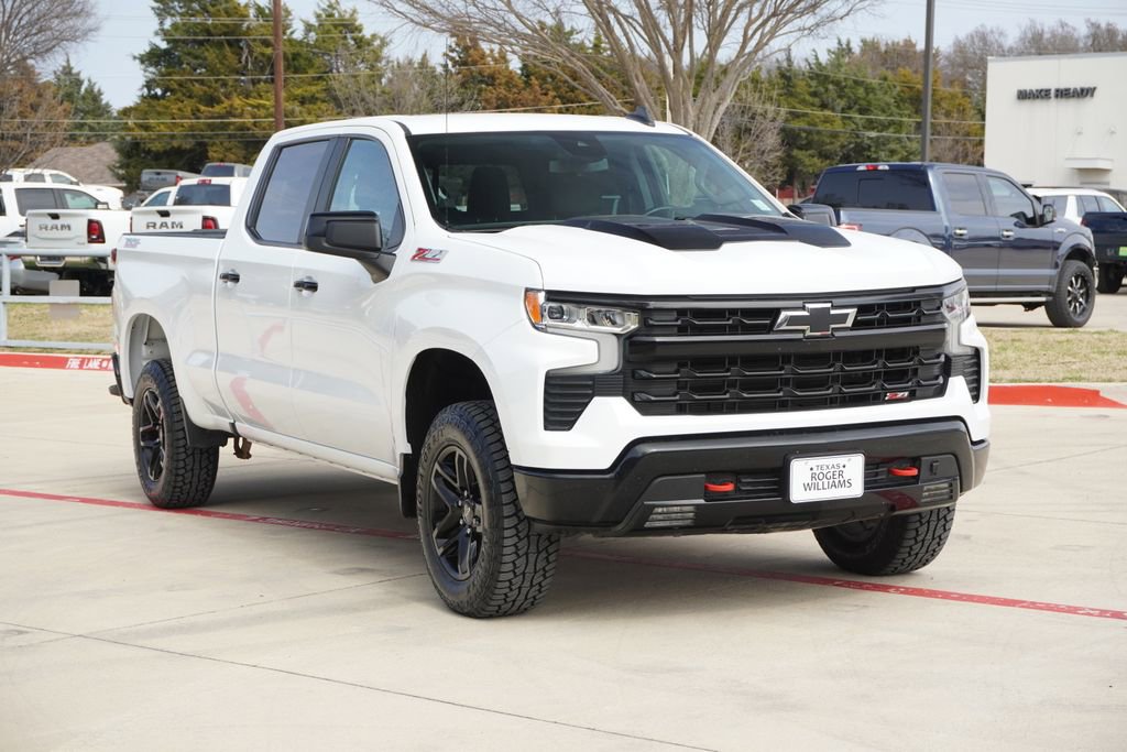 Used 2023 Chevrolet Silverado 1500 LT Trail Boss w/ Convenience Package II image 6