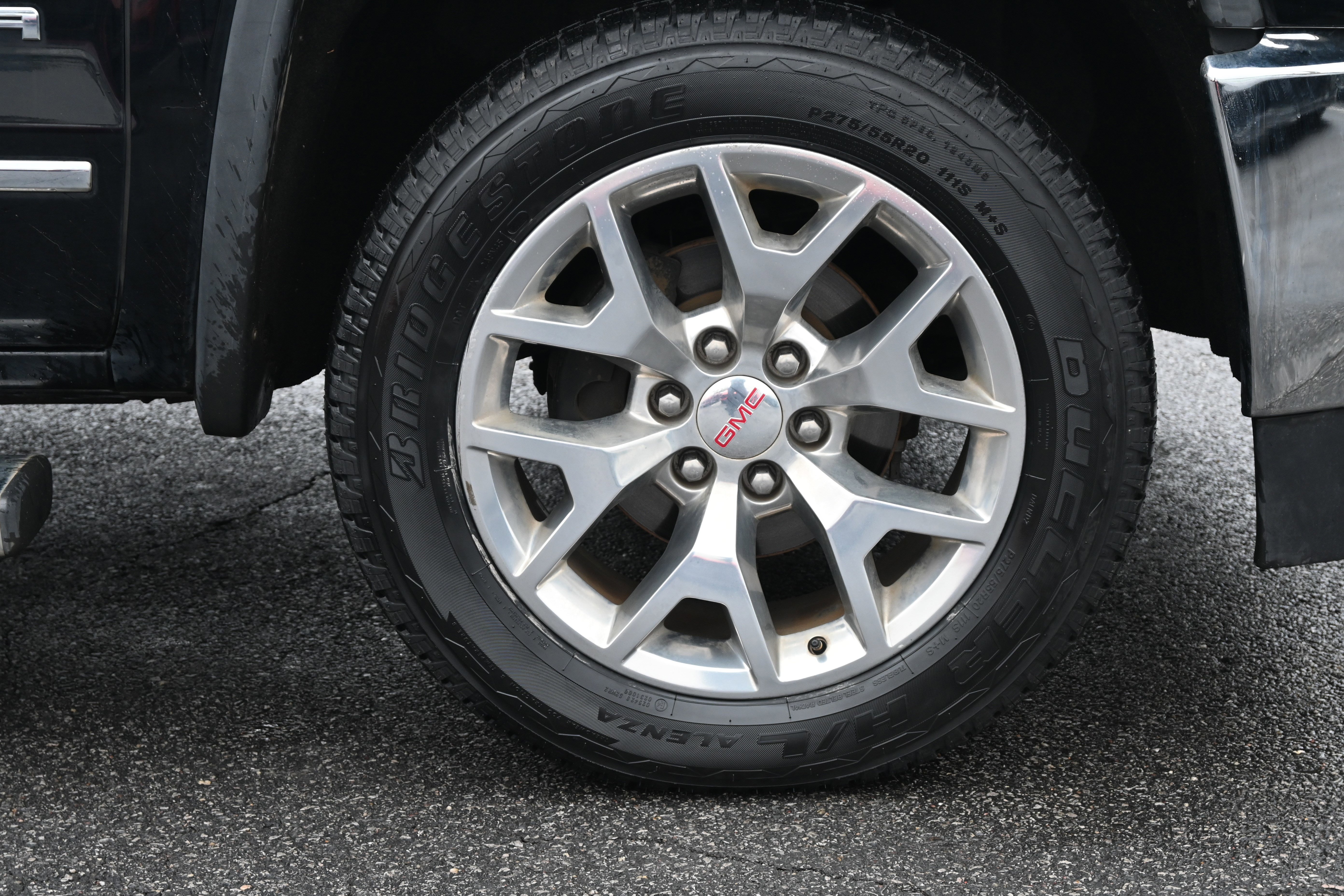 Used 2018 GMC Sierra 1500 SLT image 14