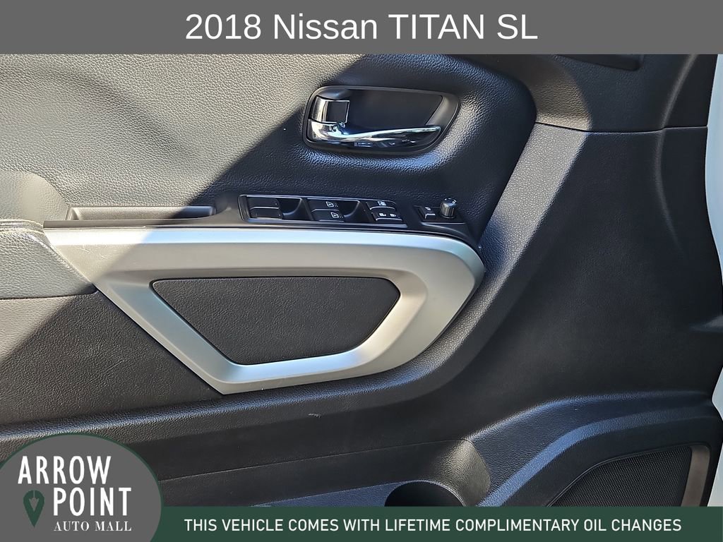 Used 2018 Nissan Titan SL image 20