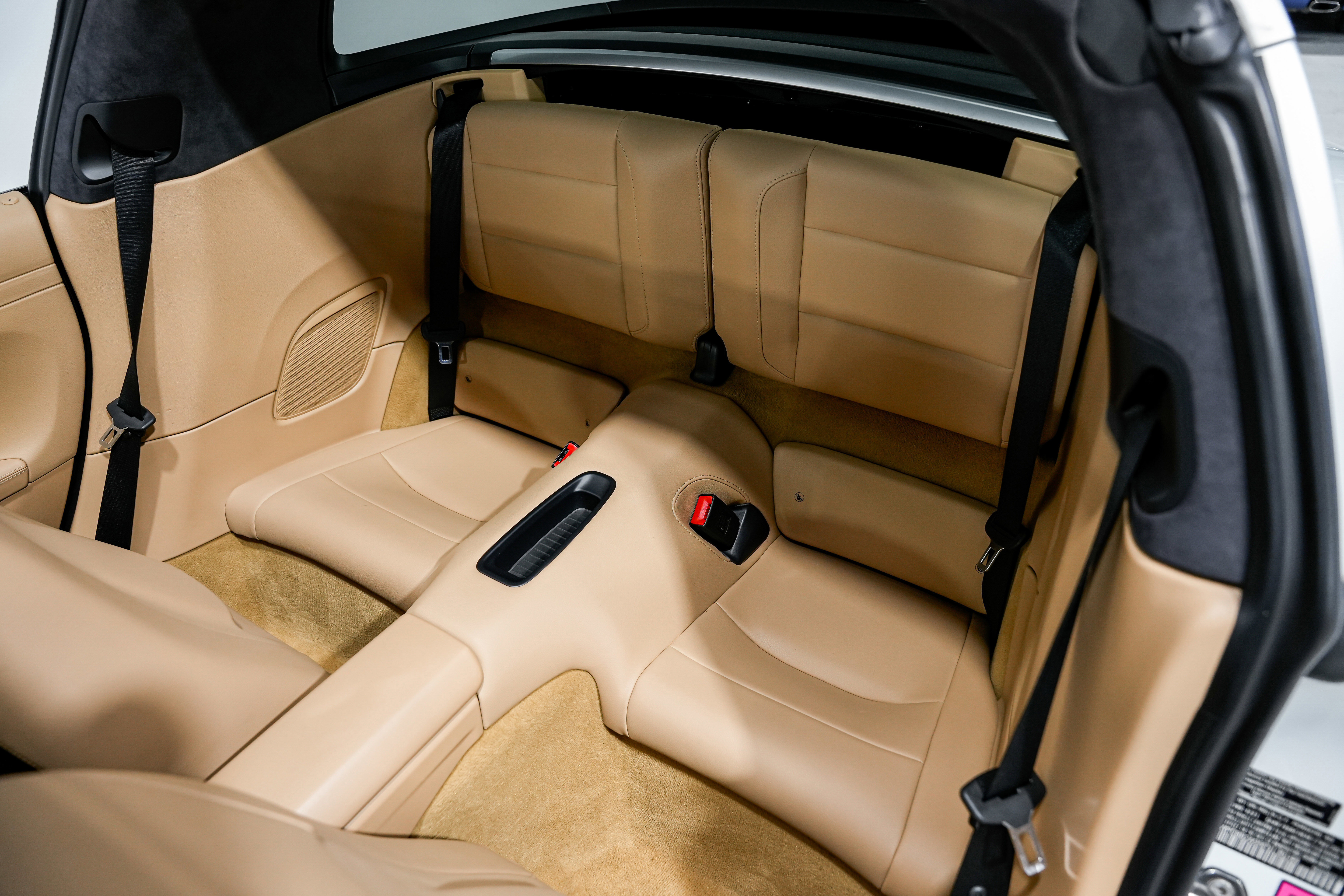 Used 2015 Porsche 911 Targa 4S image 21