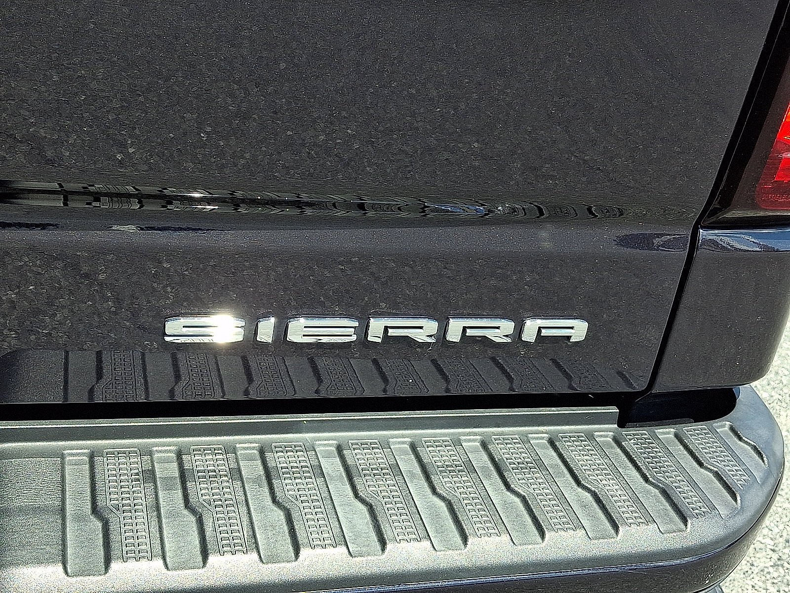 Used 2022 GMC Sierra 1500 Denali AWD/4WD image 40