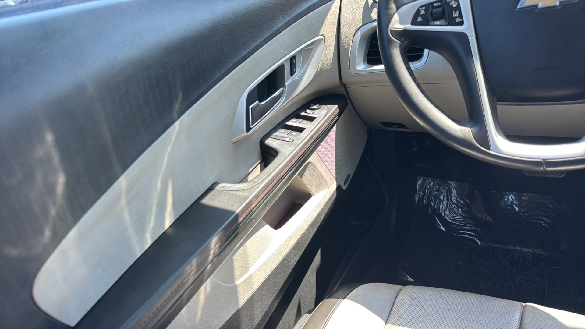 Used 2014 Chevrolet Equinox LTZ FWD image 19