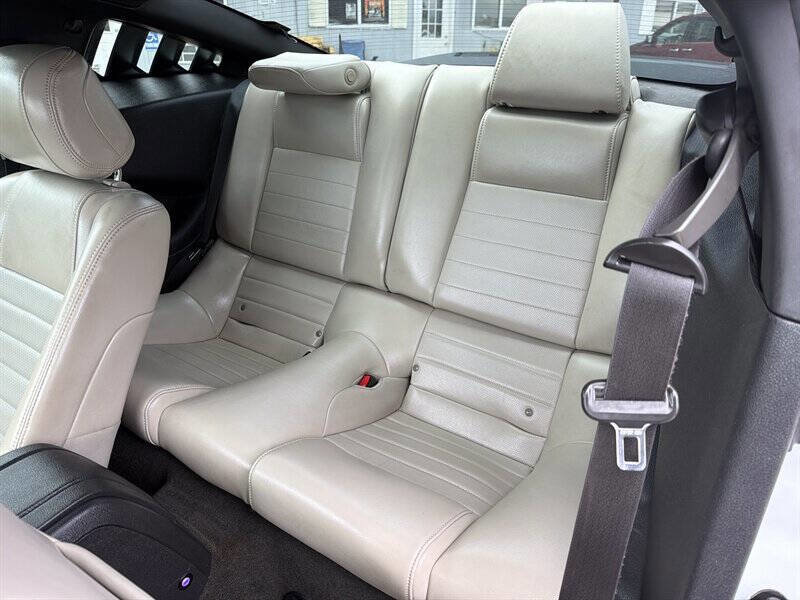 Used 2014 Ford Mustang Premium w/ Equipment Group 202A image 15