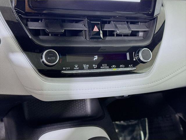 Certified 2023 Toyota Corolla SE w/ SE Premium Package FWD image 10