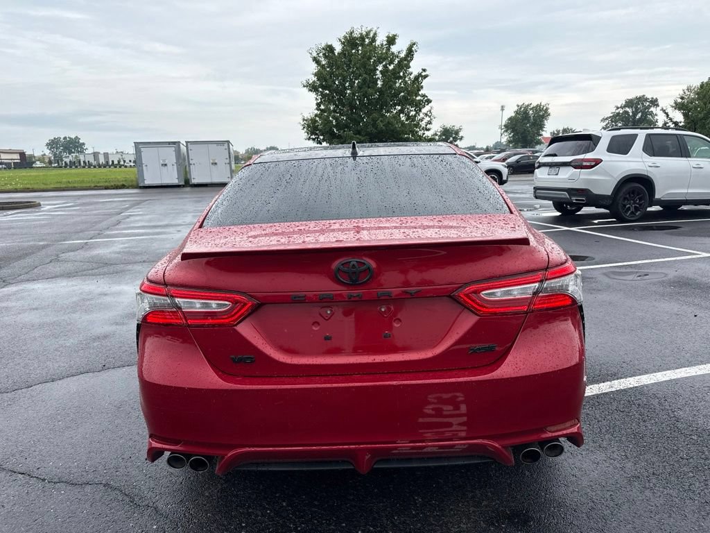 Used 2019 Toyota Camry XSE FWD image 9