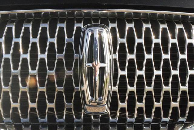 Used 2022 Lincoln Corsair FWD image 44