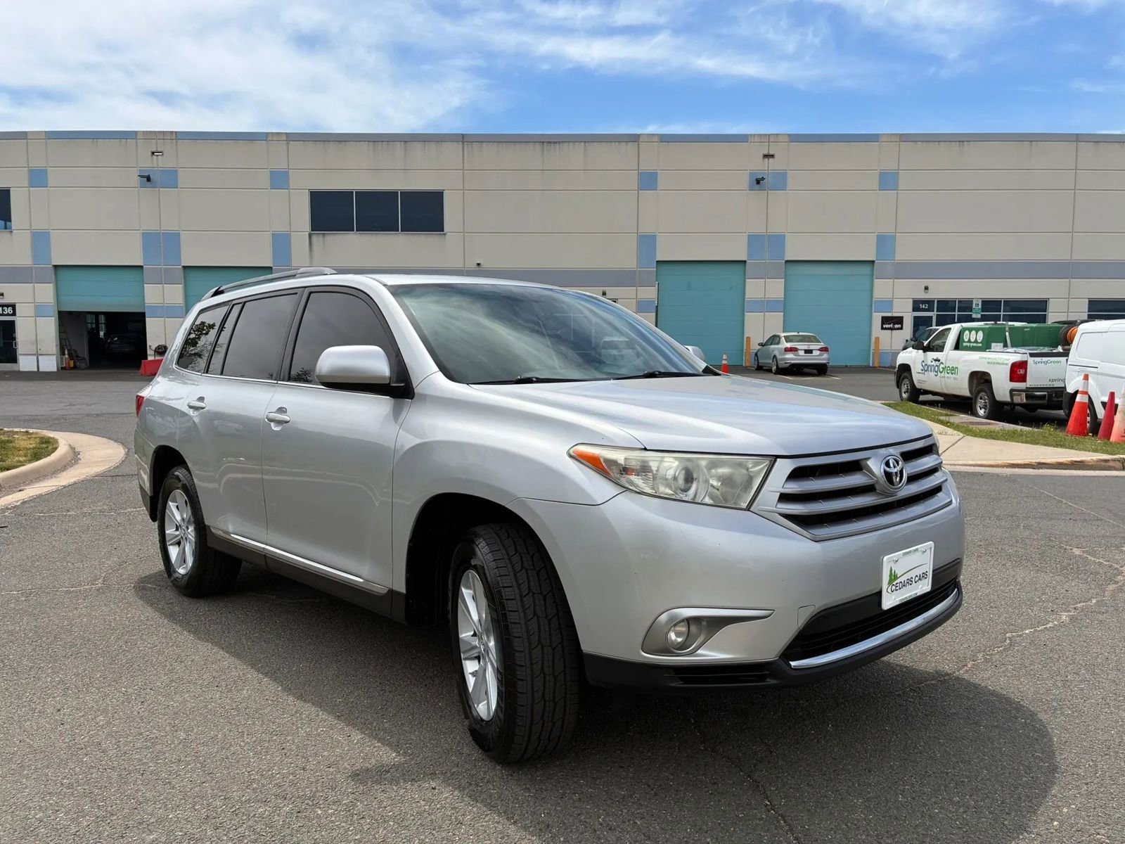 Used 2012 Toyota Highlander SE w/ Tow Pkg AWD/4WD image 9