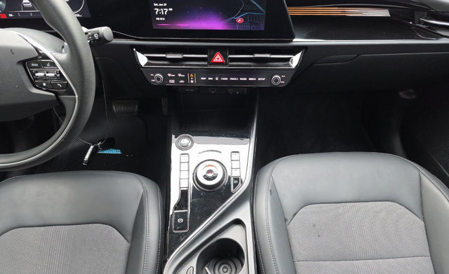 Used 2024 Kia Niro Wind FWD image 21