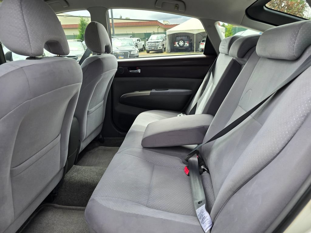 Used 2005 Toyota Prius FWD image 16