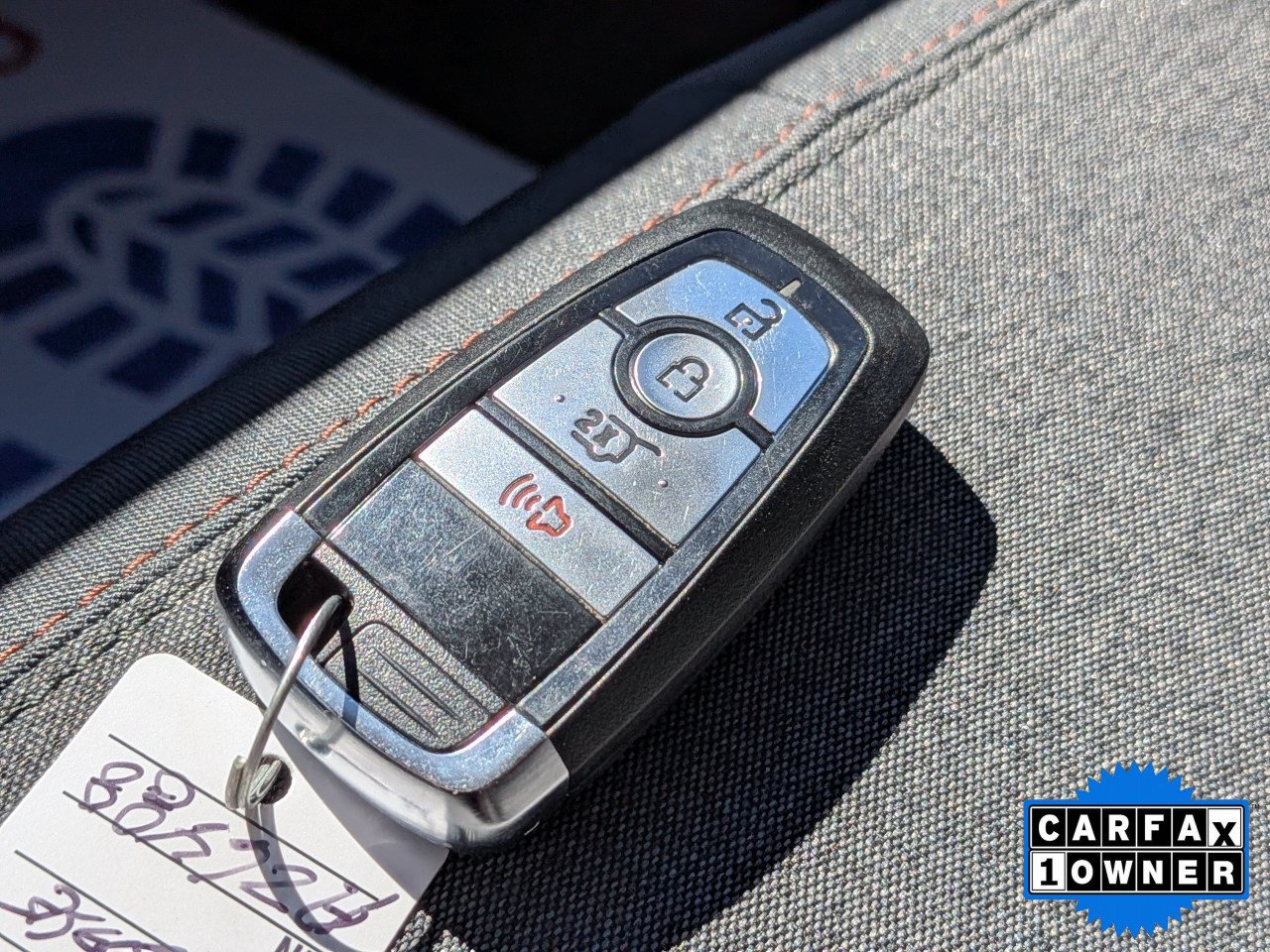 Used 2025 Ford Explorer Active AWD/4WD image 37