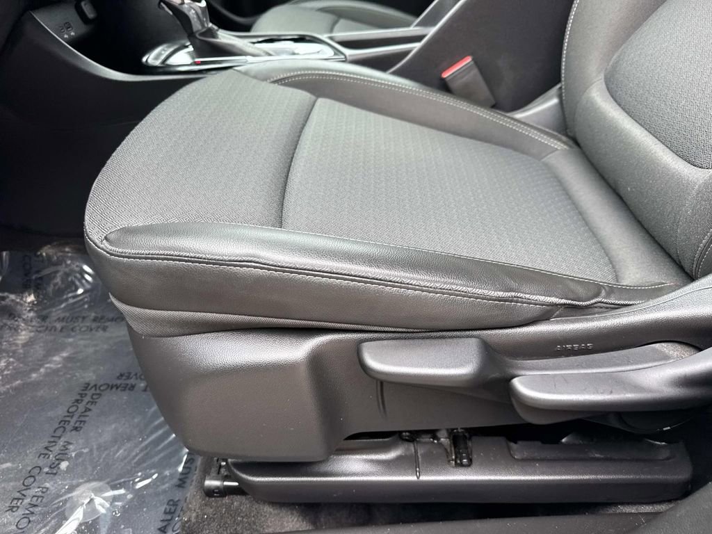 Used 2024 Buick Encore GX Preferred FWD image 18