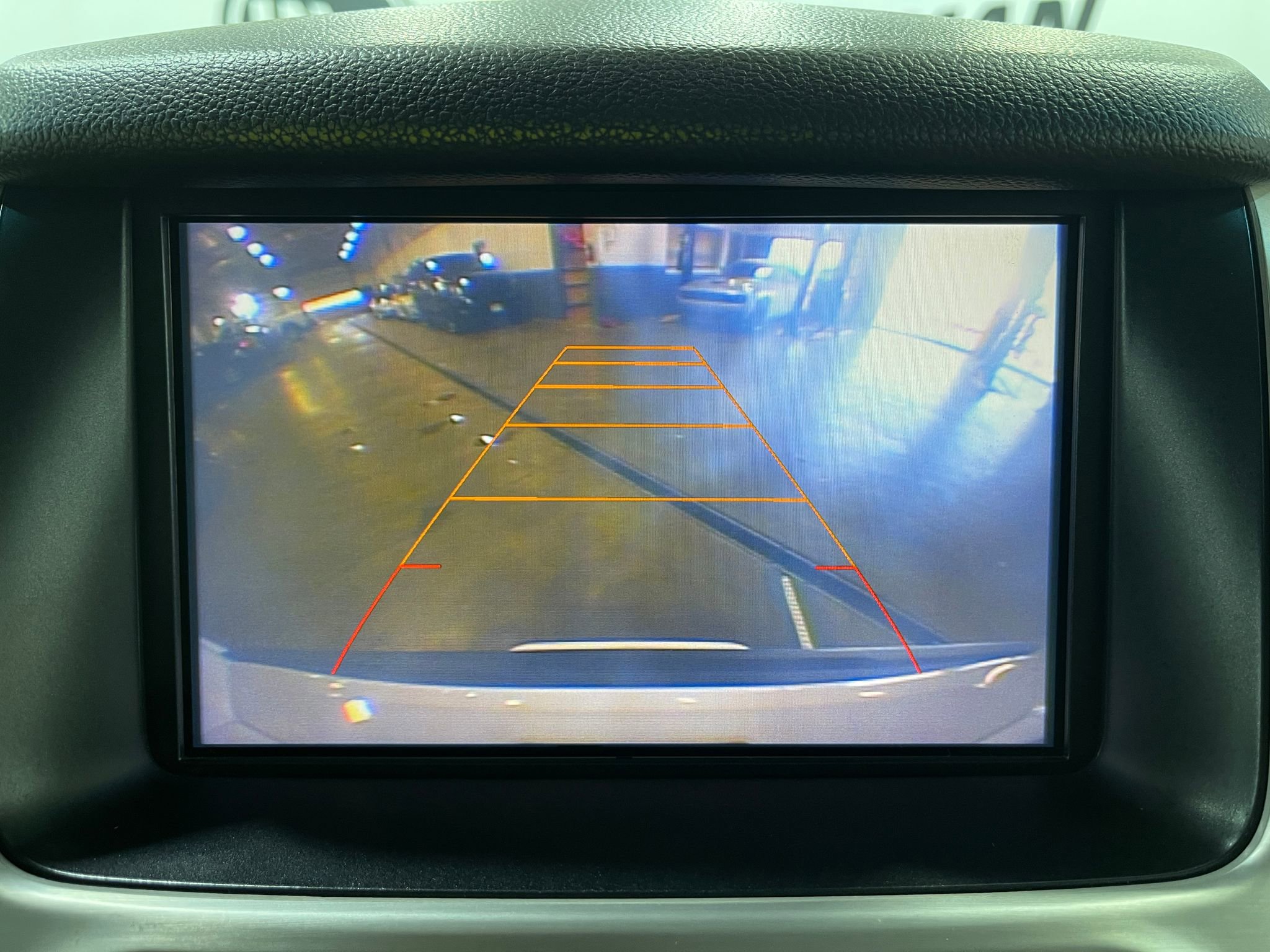 Used 2016 GMC Yukon SLE w/ HD Trailering Package image 10