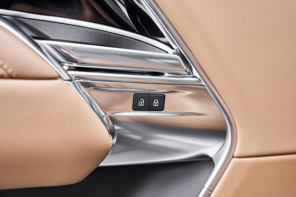 Used 2023 Land Rover Range Rover SE image 32