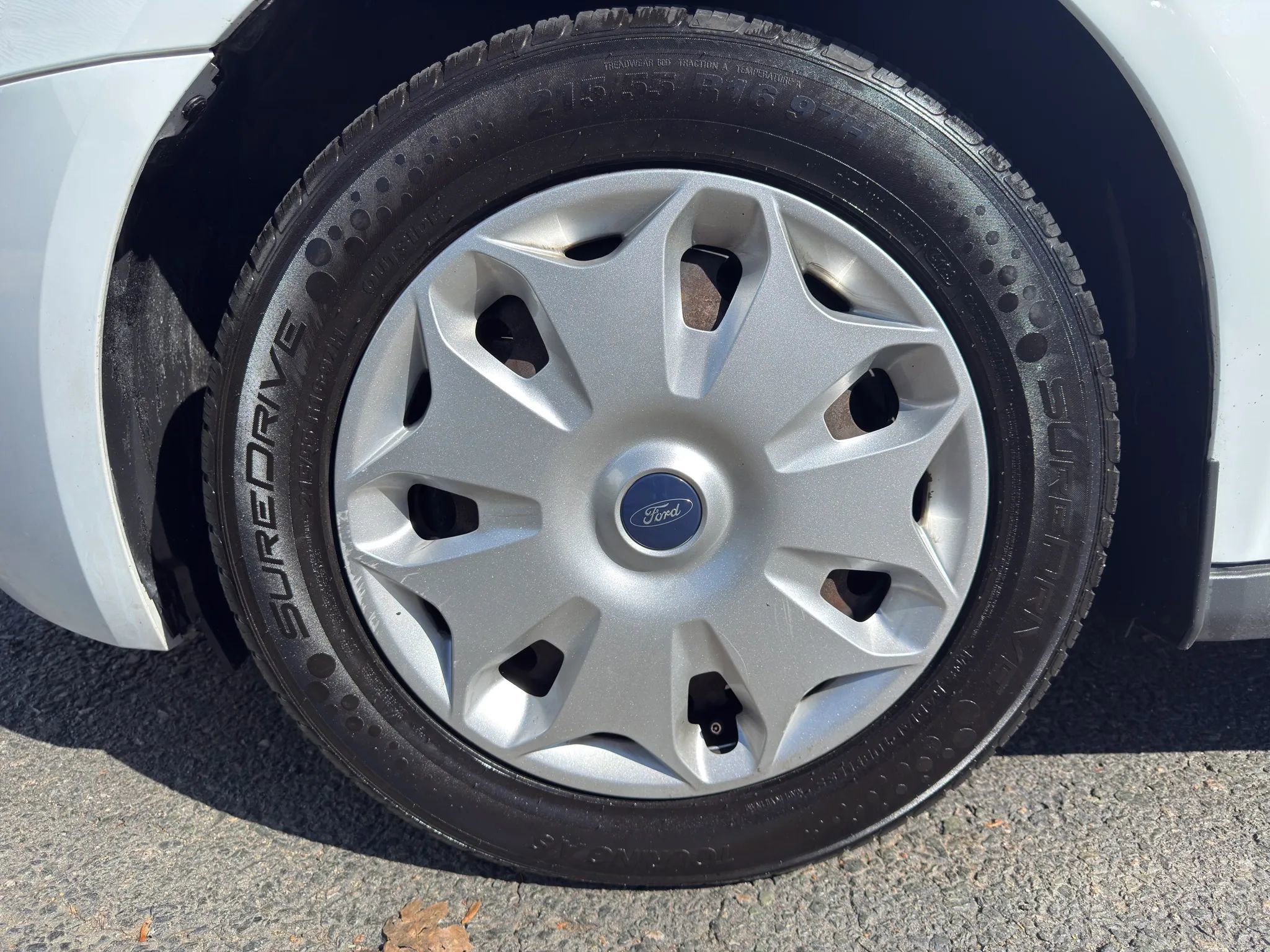 Used 2016 Ford Transit Connect XLT FWD image 12