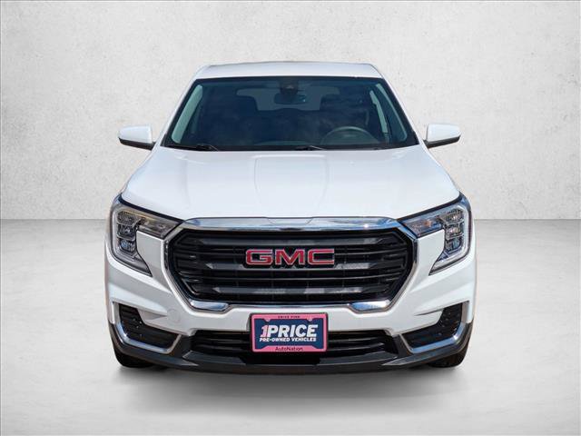 Used 2024 GMC Terrain SLE video 2