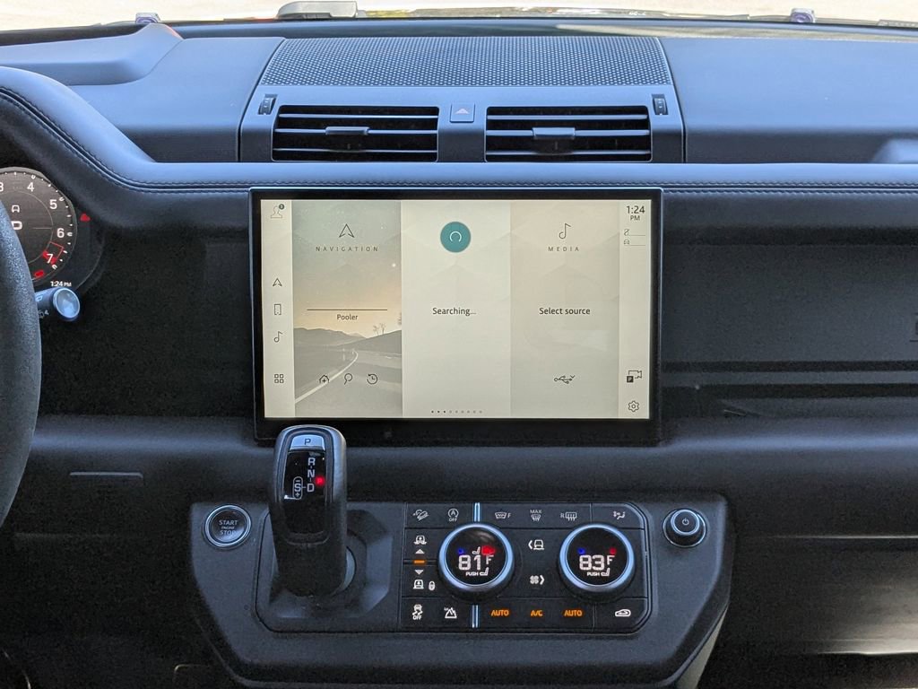 Used 2023 Land Rover Defender 110 V8 image 18