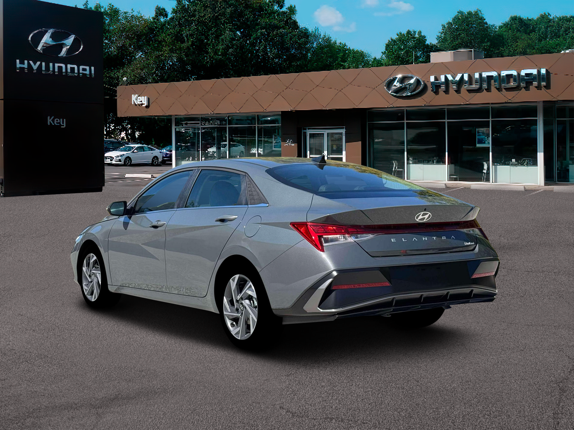 New 2026 Hyundai Elantra Limited FWD image 4
