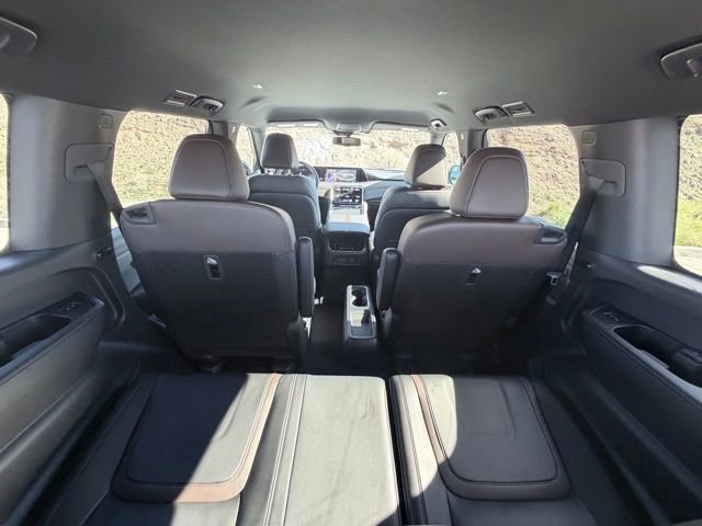 New 2026 Nissan Armada SL image 35