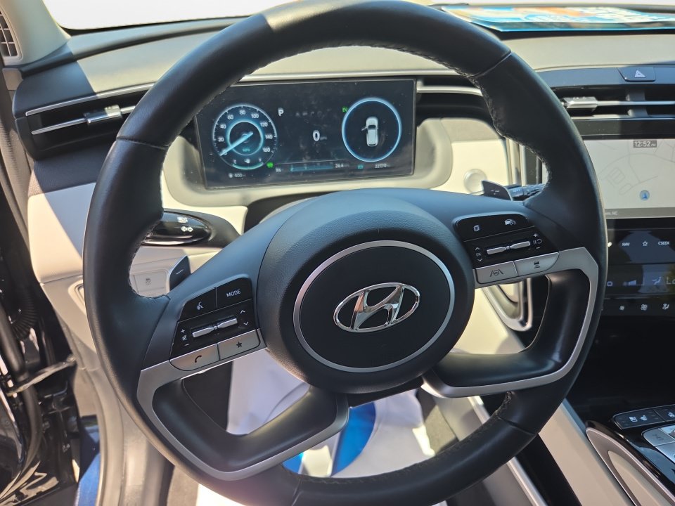 Used 2024 Hyundai Tucson Limited AWD/4WD image 13
