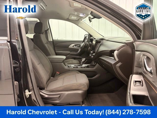 Used 2021 Chevrolet Traverse LT AWD/4WD image 12