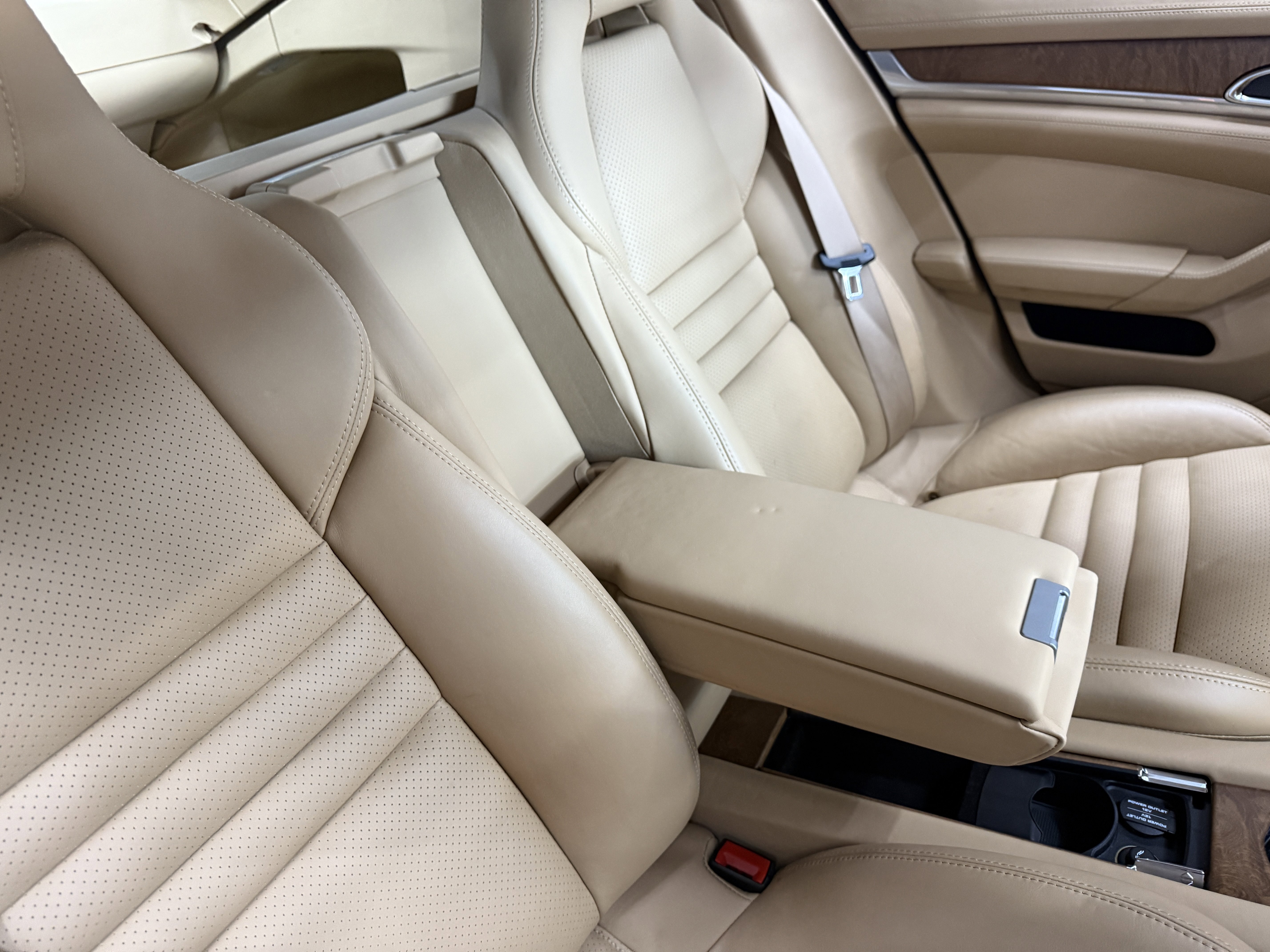 Used 2010 Porsche Panamera Turbo image 20