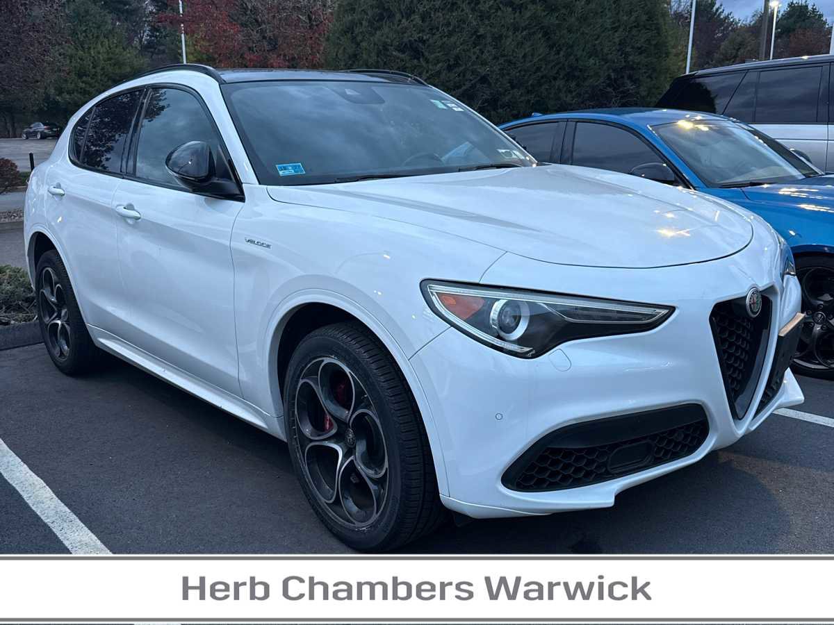 Used 2022 Alfa Romeo Stelvio Veloce